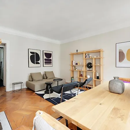 Spacieux 2p A Paris, Rue Jouffroy D'abbans Proche Arc De Triomphe Paříž