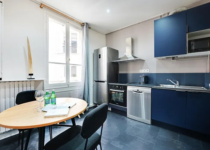 Apartamento Spacieux 2p à Paris, Rue Jouffroy D'abbans Proche Arc De Triomphe *